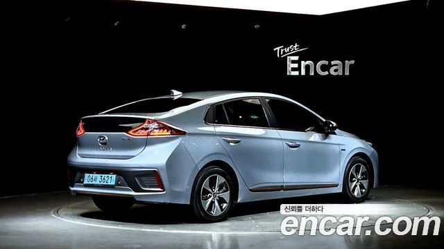 Hyundai Ioniq Q — пробег 147 130 км — фото 2 из 5