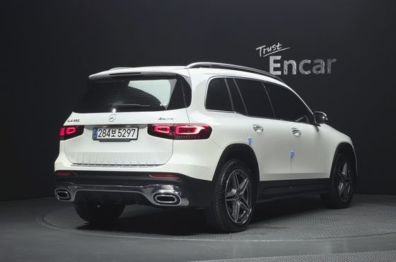 Mercedes-Benz GLB-Class GLB250 4MATIC — пробег 55 354 км — фото 2 из 5