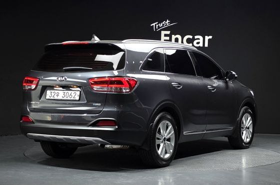 Kia Sorento Diesel 2.0 2WD Prestige — пробег 110 760 км — фото 2 из 5