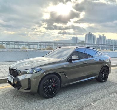 BMW X6 xDrive40d M Sport Online Exclusive — пробег 5 000 км — фото 2 из 5
