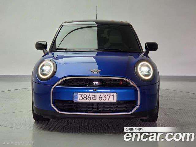 Mini Cooper 5 Door Favoured — пробег 9 858 км — фото 3 из 5