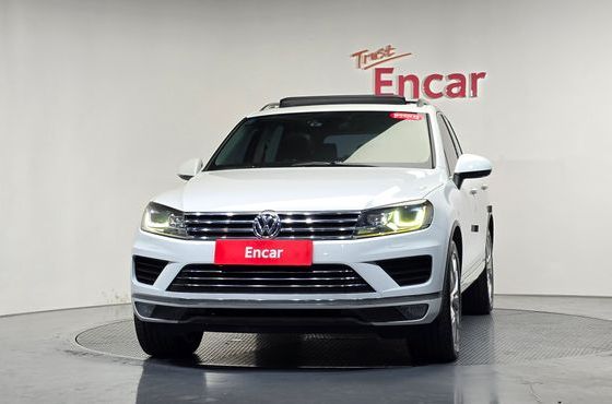 Volkswagen Touareg V6 3.0 TDI Bluemotion Premium 7P5 — пробег 156 378 км — фото 3 из 5
