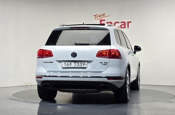 Volkswagen Touareg V6 3.0 TDI Bluemotion Premium 7P5 — пробег 156 378 км — фото 4 из 5