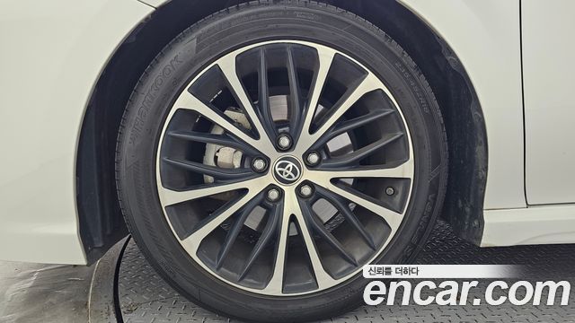 Toyota Camry из Кореи Encar