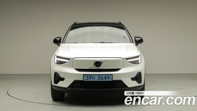 Volvo EX40 Ultra — пробег 20 094 км — фото 2 из 5