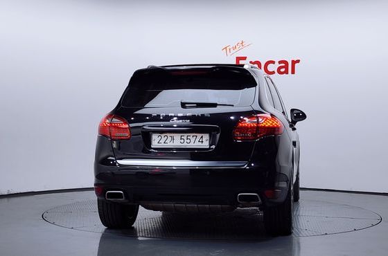 Porsche Cayenne 3.0 Diesel 958 — пробег 122 876 км — фото 4 из 5
