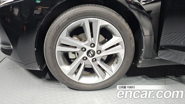 Hyundai AVANTE 1.6 GDI Modern special — пробег 95 706 км — фото 5 из 5