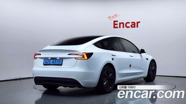 Tesla Model 3 RWD — пробег 62 388 км — фото 2 из 5