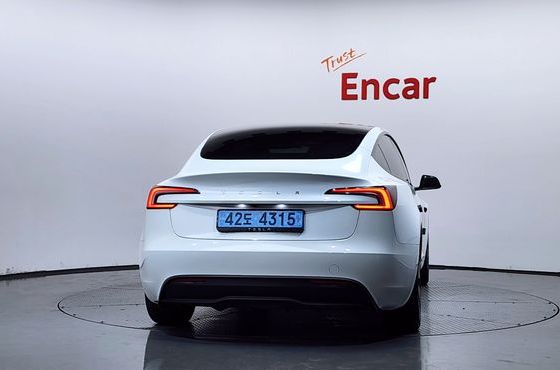 Tesla Model 3 RWD — пробег 62 388 км — фото 4 из 5