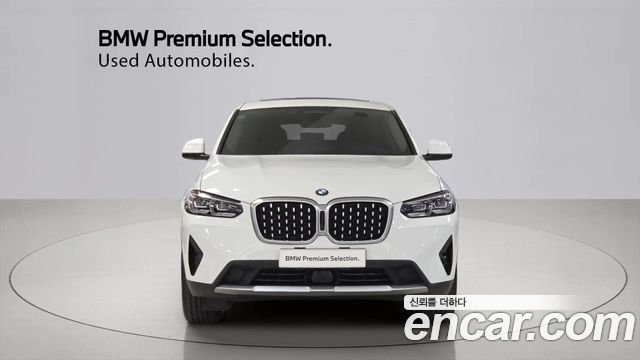 BMW X4 xDrive20i xLine — пробег 72 916 км — фото 2 из 5