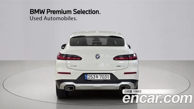 BMW X4 xDrive20i xLine — пробег 72 916 км — фото 3 из 5