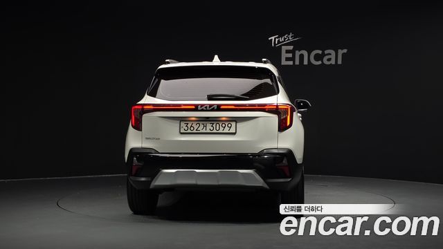 Kia Seltos из Кореи Encar