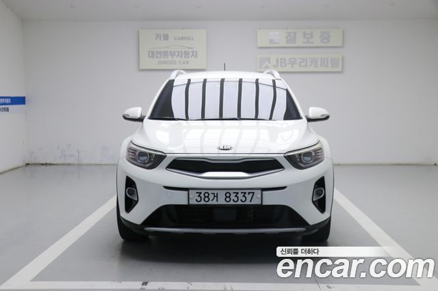 Kia Stonic из Кореи Encar
