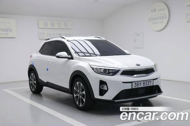 Kia Stonic из Кореи Encar