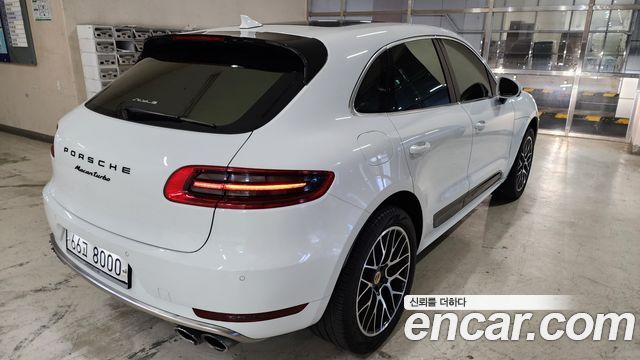 Porsche Macan 3.6 Turbo 95B — пробег 71 229 км — фото 2 из 5