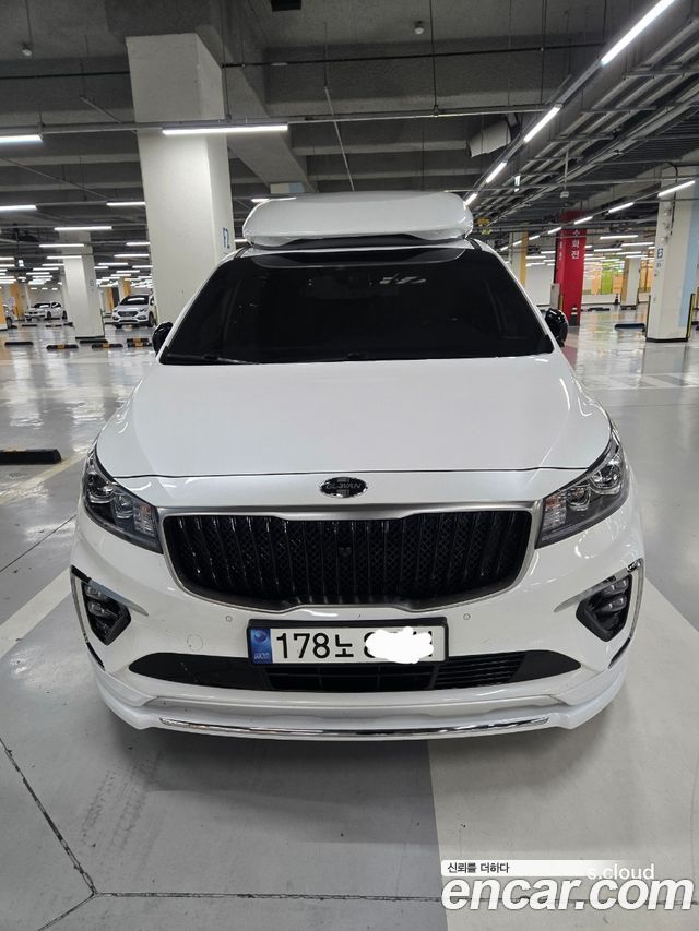 Kia Carnival из Кореи Encar
