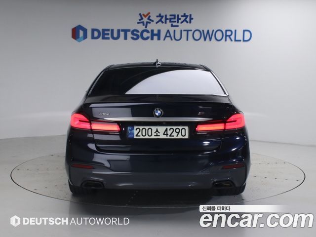 BMW 5-Series 520d xDrive M Sport Package Plus — пробег 152 124 км — фото 3 из 5
