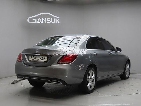 Mercedes-Benz C-Class C220 d 4MATIC — пробег 59 664 км — фото 4 из 5