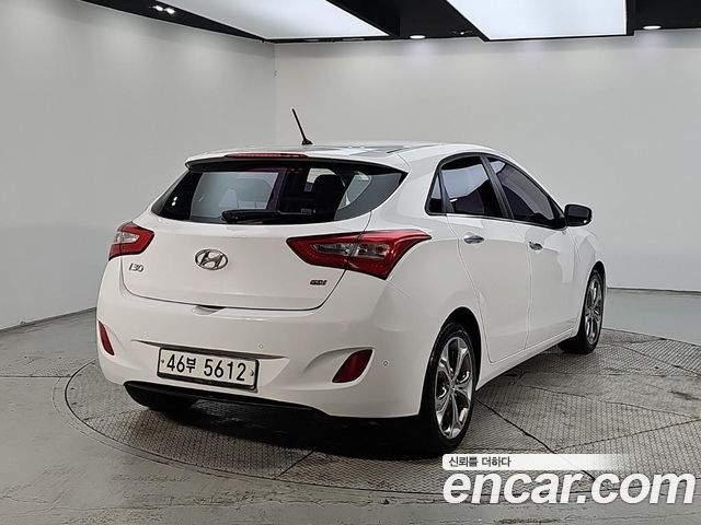 Hyundai i30 из Кореи Encar