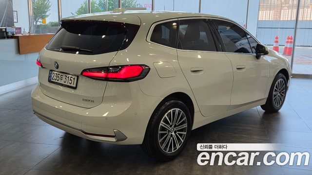 BMW 2-Series 220i Luxury — пробег 38 344 км — фото 2 из 5