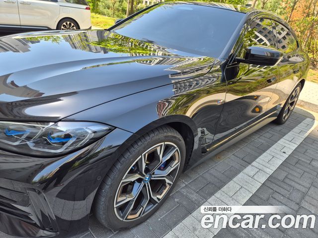 BMW i4 eDrive40 M Sports Pro — пробег 18 000 км — фото 3 из 5