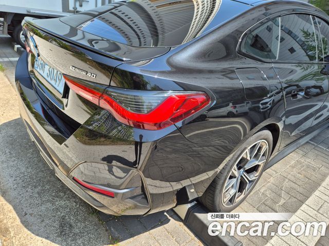 BMW i4 eDrive40 M Sports Pro — пробег 18 000 км — фото 5 из 5