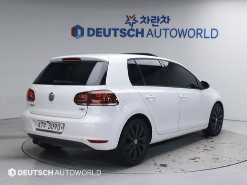 Volkswagen Golf 1.4 TSI — пробег 102 947 км — фото 2 из 5
