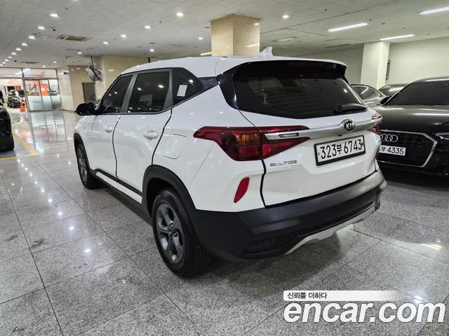 Kia Seltos из Кореи Encar