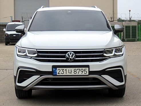 Volkswagen Tiguan 2.0 TSI Prestige — пробег 61 871 км — фото 1 из 5