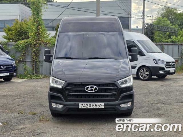 Hyundai Solati 15-seater Luxury — пробег 330 254 км — фото 2 из 5