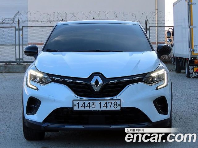 Renault (Samsung) Captur 1.3 TCe Edition Paris — пробег 211 402 км — фото 1 из 5