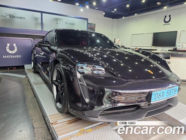 Porsche Taycan Base — пробег 45 990 км — фото 1 из 5