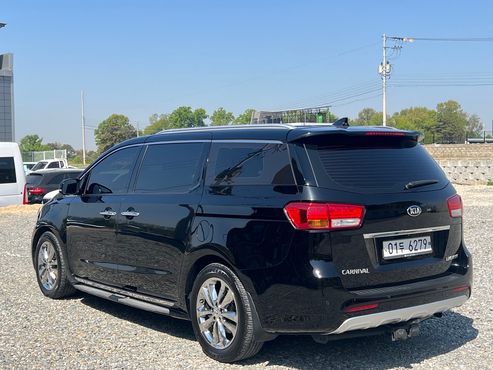 Kia Carnival 7-seater Limousine President — пробег 91 425 км — фото 4 из 5