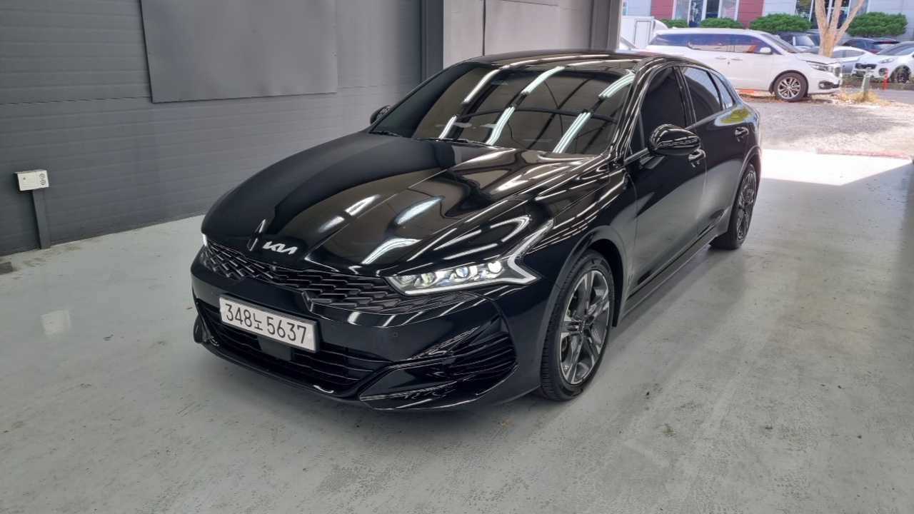 Kia K5 2.0 Signature — пробег 64 446 км — фото 1 из 5