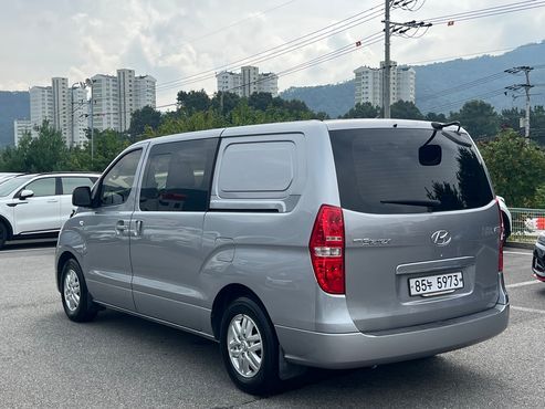 Hyundai Starex 5-Seater VAN Smart — пробег 99 480 км — фото 4 из 5