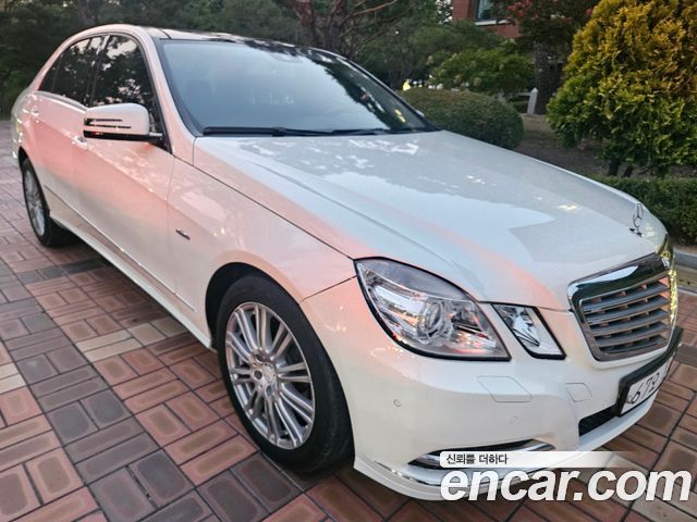 Mercedes-Benz E-Class E300 Elegance — пробег 287 300 км — фото 3 из 5