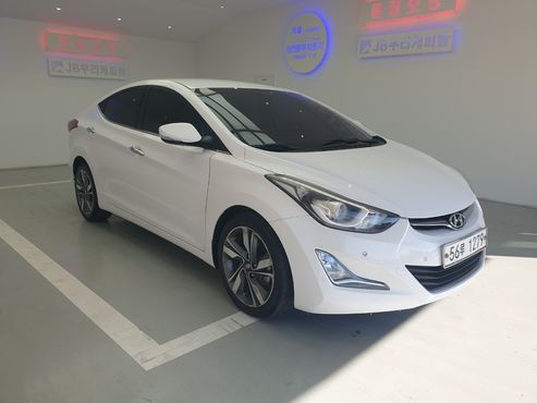 Hyundai AVANTE 1.6 GDi Premium Standard — пробег 130 000 км — фото 2 из 5