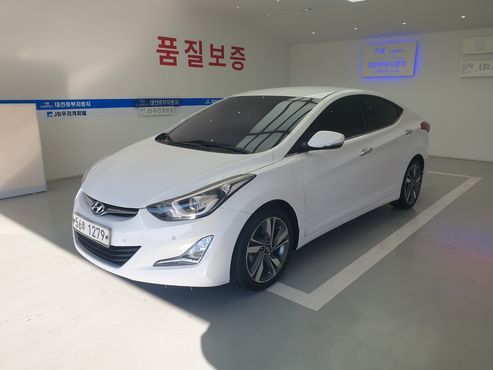 Hyundai AVANTE 1.6 GDi Premium Standard — пробег 130 000 км — фото 3 из 5