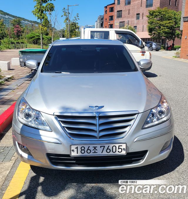 Hyundai Genesis из Кореи Encar
