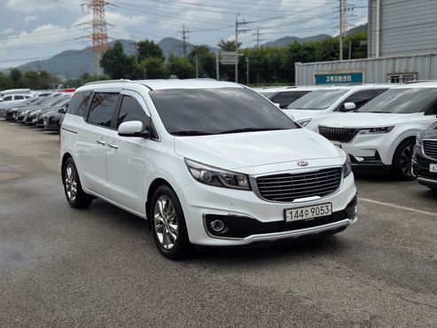 Kia Carnival 9-seater Prestige — пробег 169 000 км — фото 5 из 5