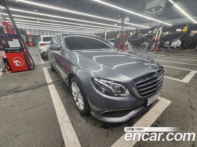 Mercedes-Benz E-Class из Кореи Encar