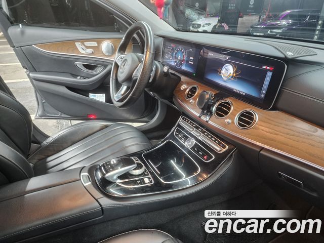 Mercedes-Benz E-Class из Кореи Encar