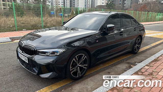 BMW 3-Series 320i M Sport — пробег 35 925 км — фото 2 из 5
