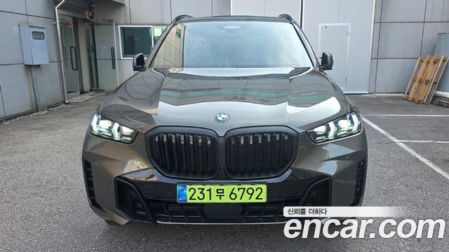 BMW X5 xDrive 40i M Sport — пробег 13 872 км — фото 1 из 5