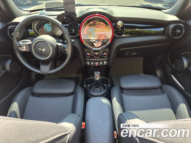 Mini Cooper Convertible Classic Third Generation — пробег 26 000 км — фото 5 из 5