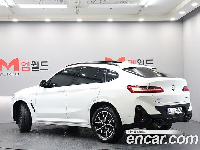 BMW X4 xDrive20i M Sports Pro — пробег 10 957 км — фото 2 из 5