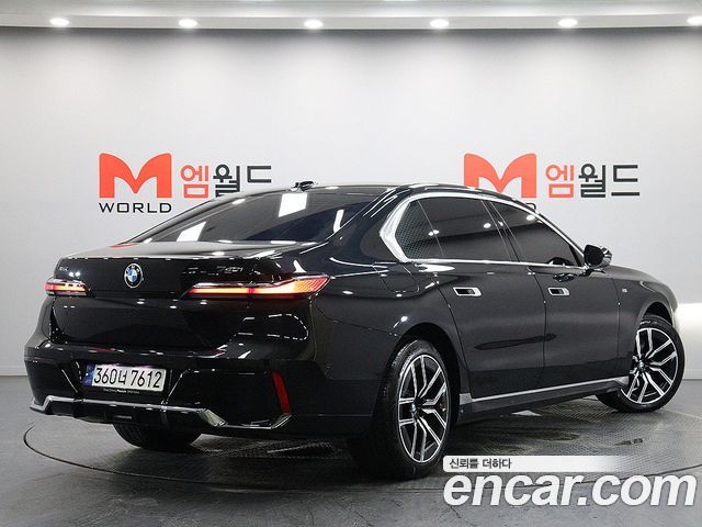 BMW 7-Series 740i xDrive M Sport Limited — пробег 30 340 км — фото 2 из 5