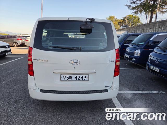 Hyundai Starex 5-Seater VAN CVX Deluxe — пробег 117 000 км — фото 5 из 5