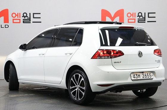 Volkswagen Golf 2.0 TDI Premium — пробег 47 044 км — фото 5 из 5