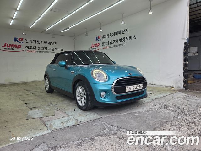 Mini Cooper Convertible Standard 3rd Generation — пробег 174 366 км — фото 1 из 5